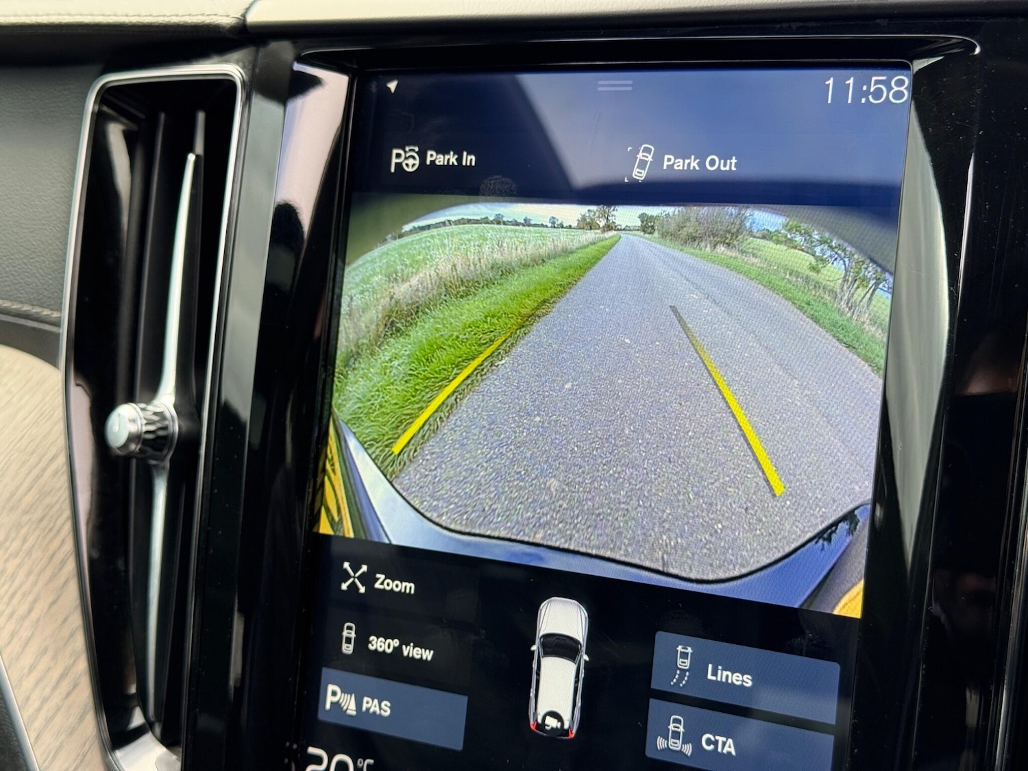 Used Volvo XC60 2018 for sale - 76138685: Photo 20