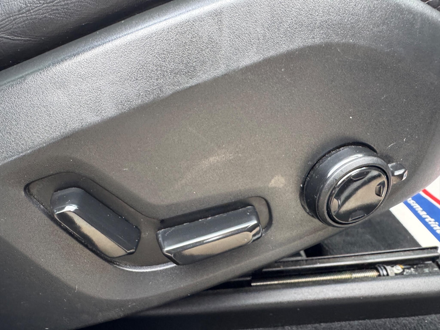 Used Volvo XC60 2018 for sale - 76138685: Photo 56