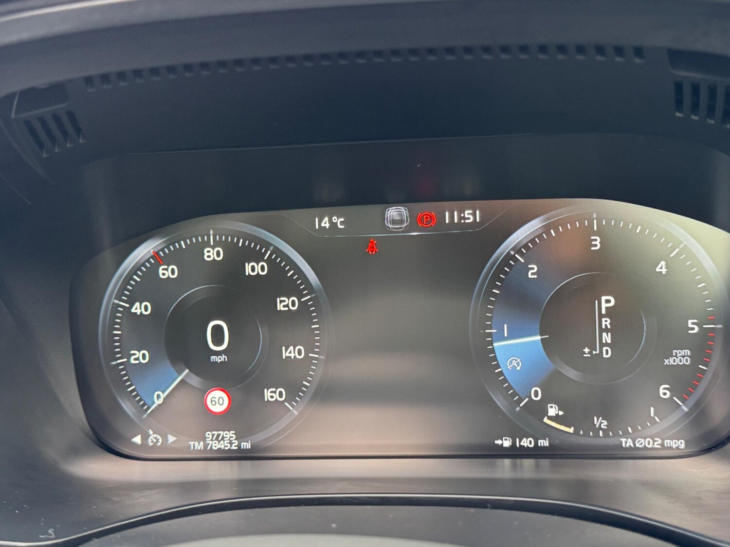 Used Volvo XC60 2018 for sale - 76138685: Photo 62