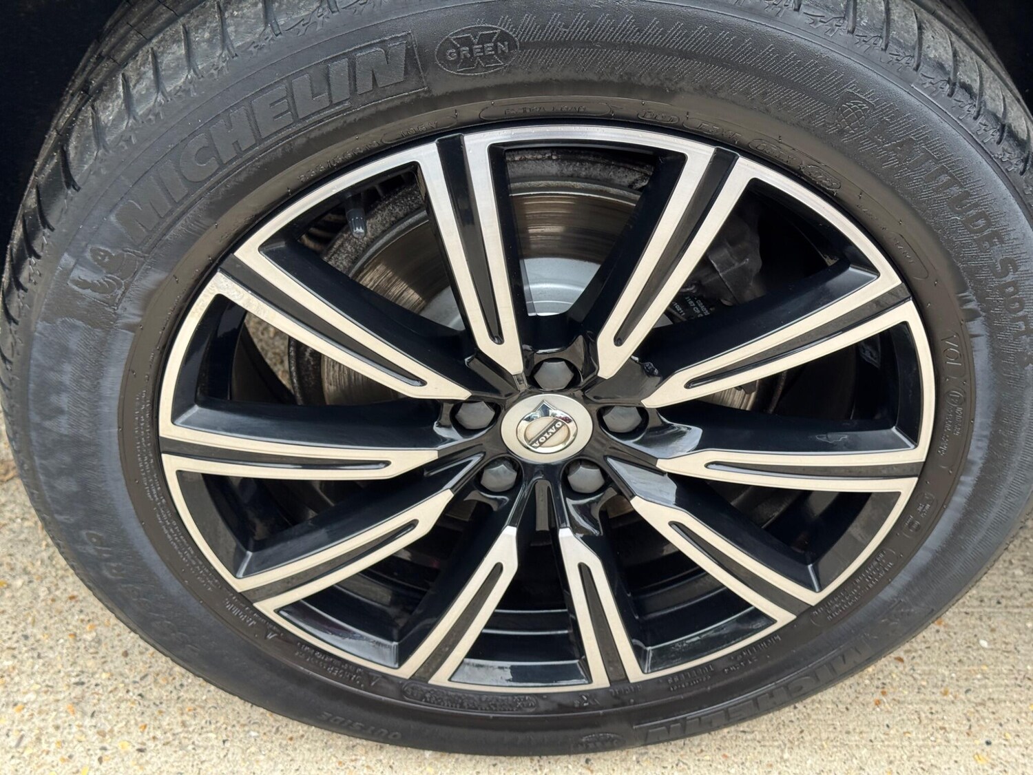 Used Volvo XC60 2018 for sale - 76138685: Photo 71