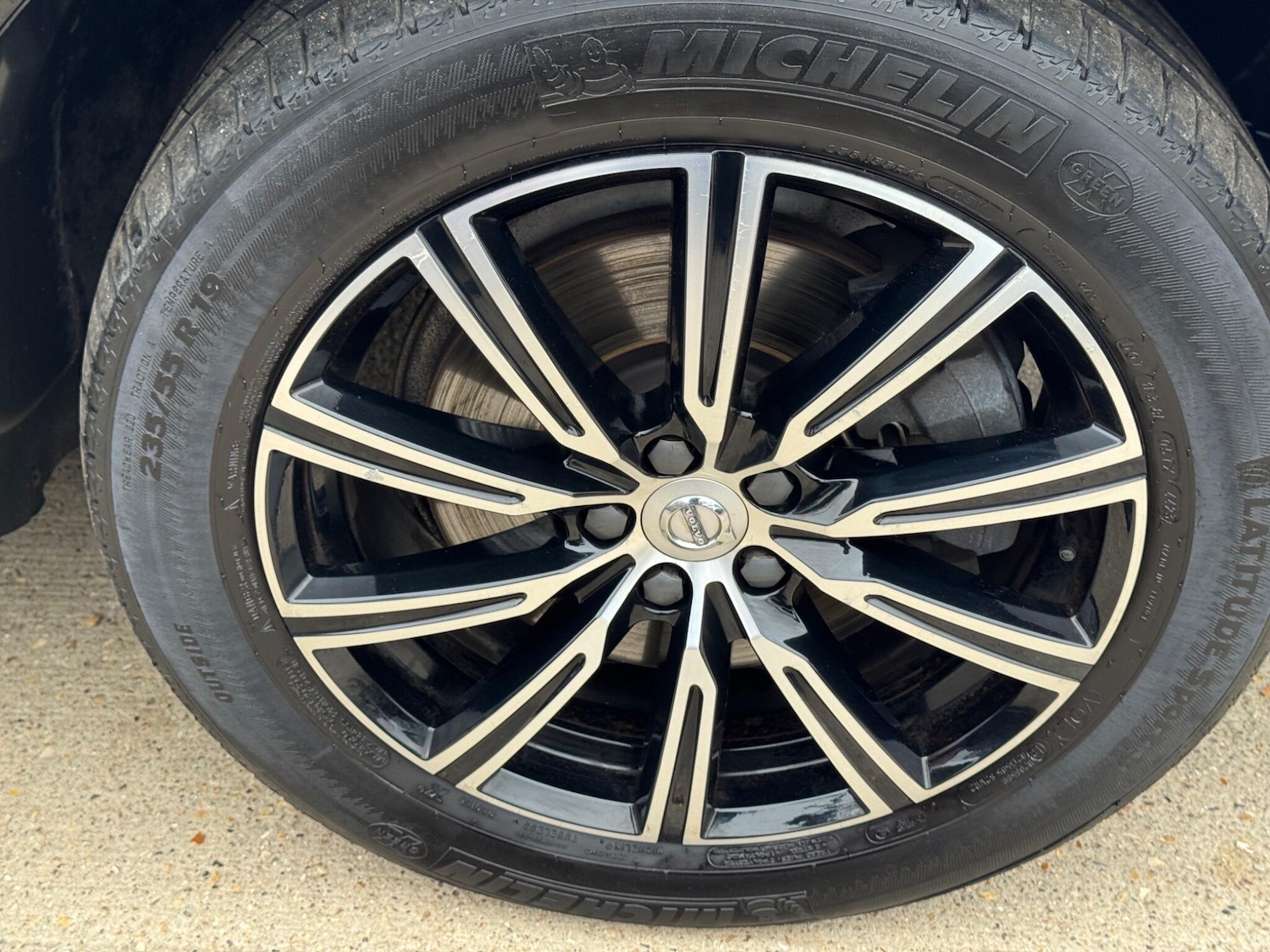 Used Volvo XC60 2018 for sale - 76138685: Photo 72