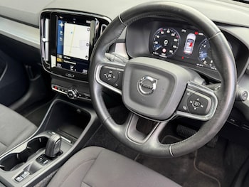 Used Volvo XC40 2020 for sale - 79589919: Photo