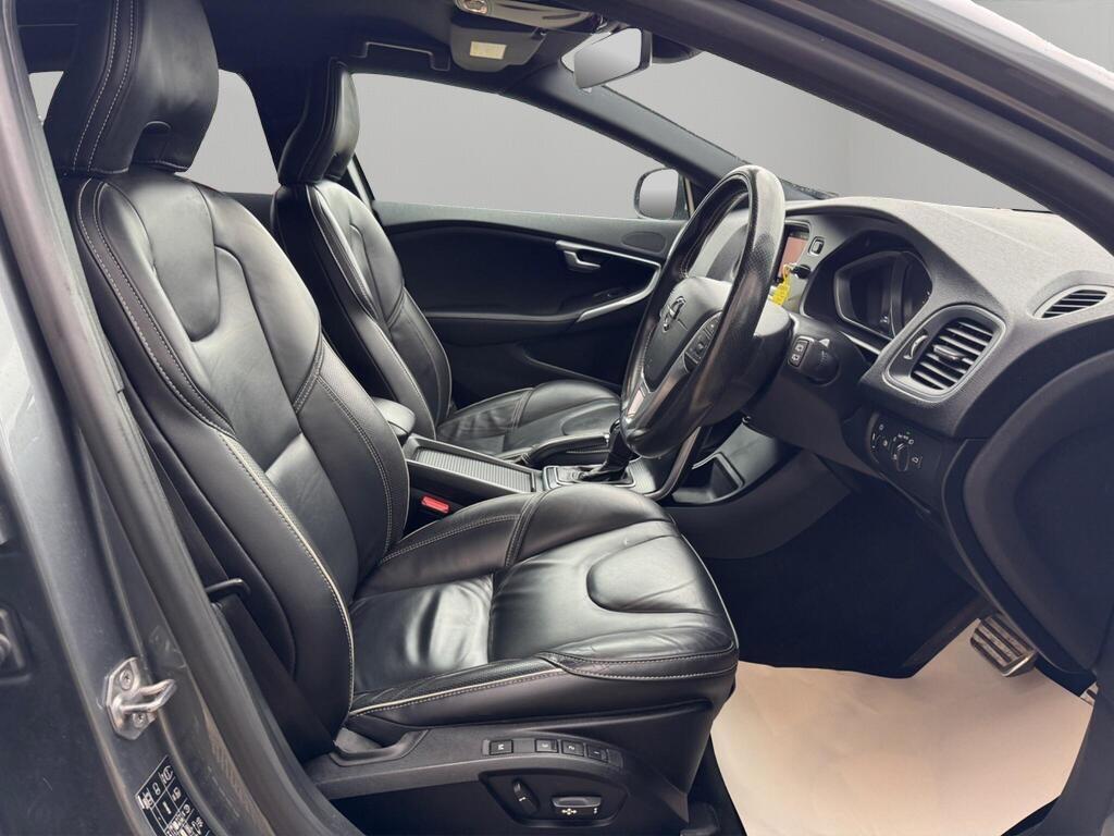 Used Volvo V40 2019 for sale - 77924812: Photo 12