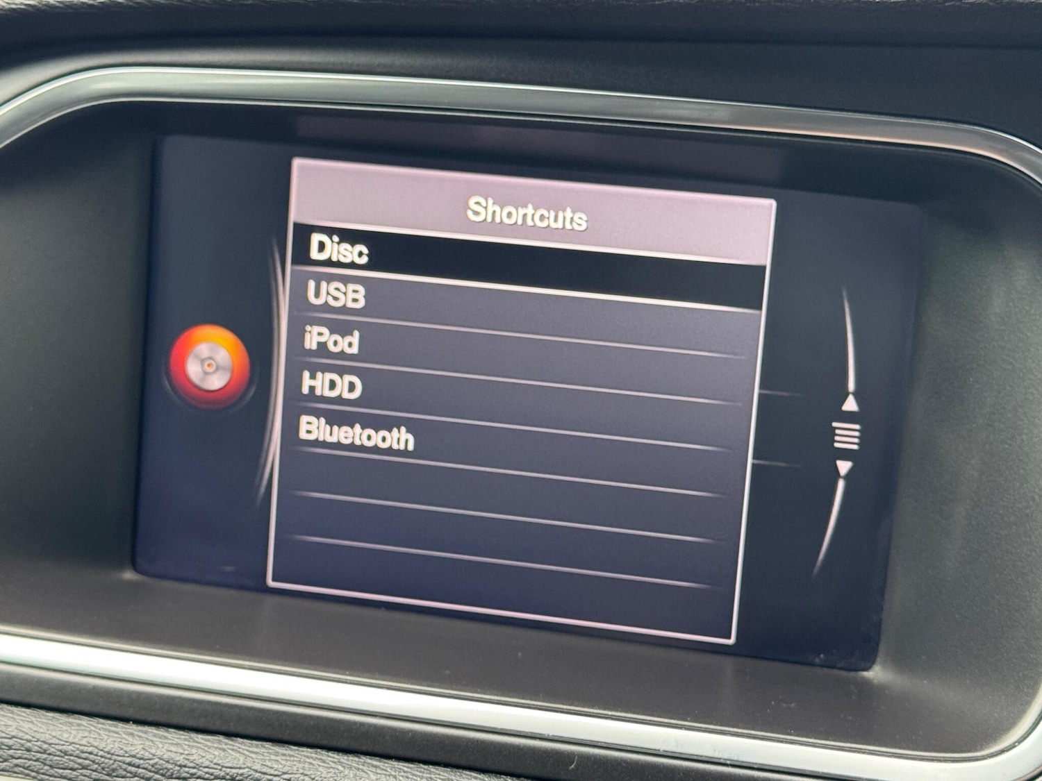 Used Volvo V40 2019 for sale - 77924812: Photo 17