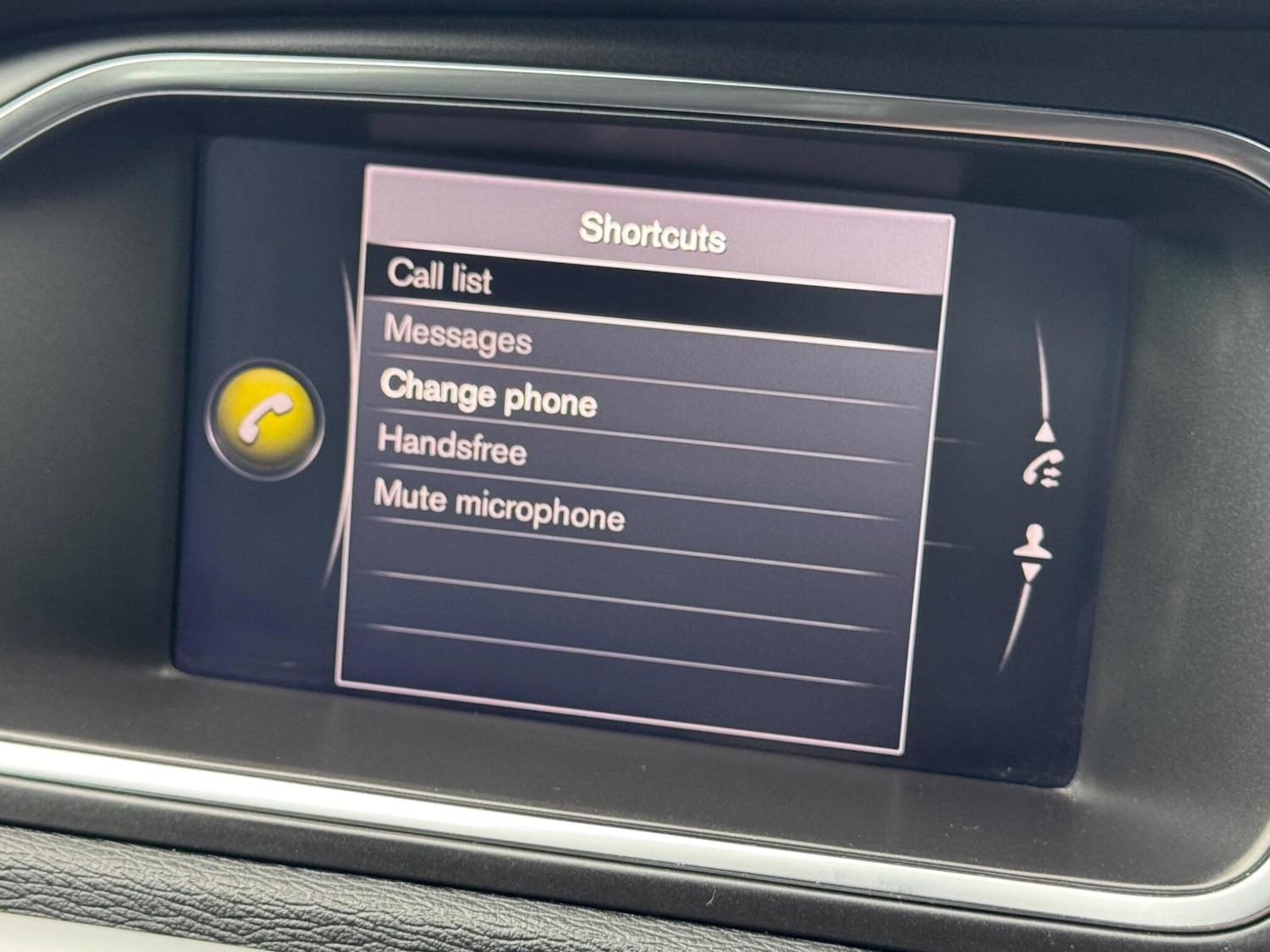 Used Volvo V40 2019 for sale - 77924812: Photo 18