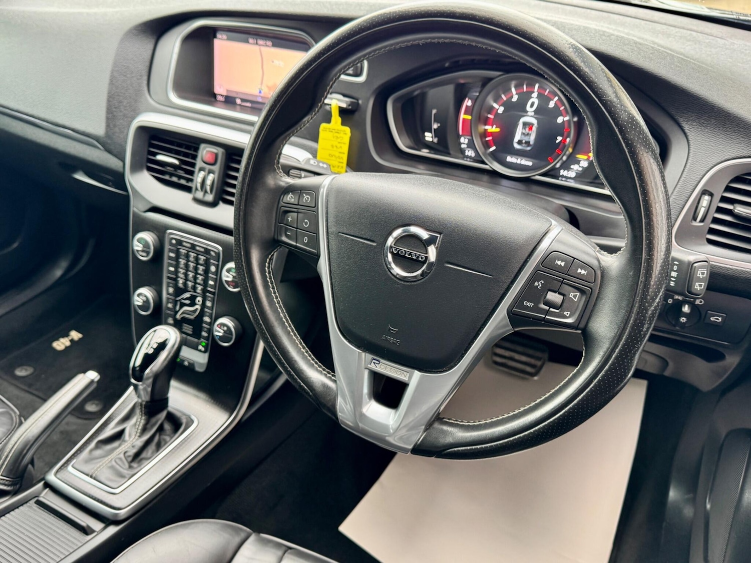 Used Volvo V40 2019 for sale - 77924812: Photo 31