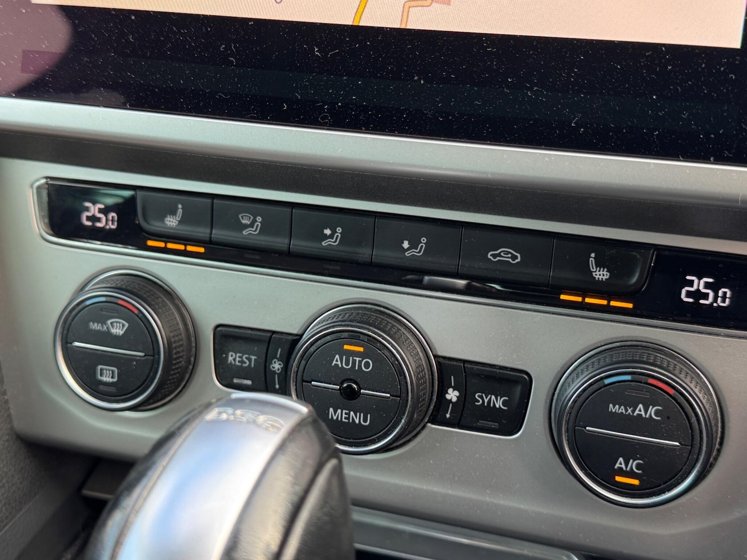 Used Volkswagen Passat 2019 for sale - 76337836: Photo 25