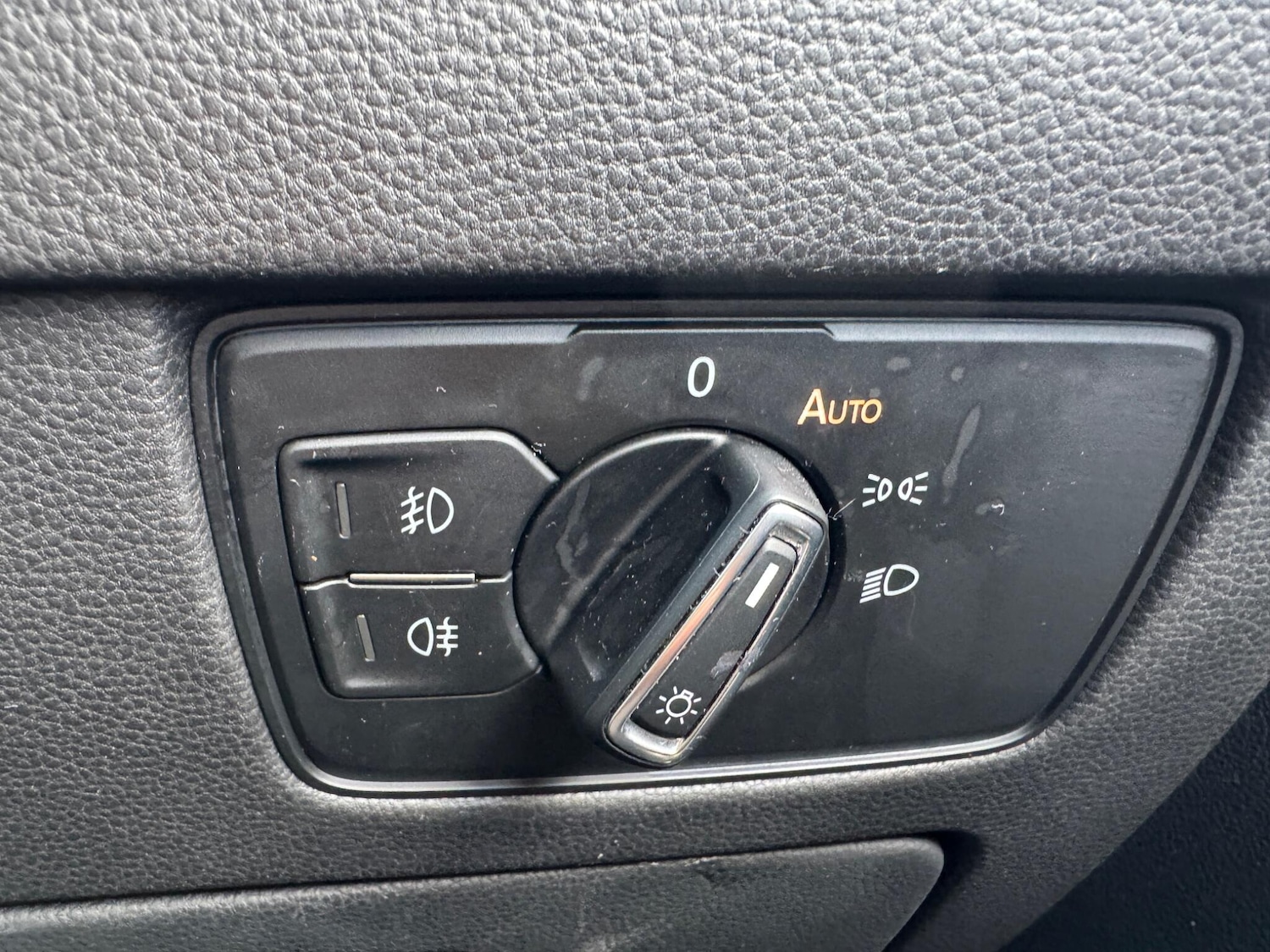 Used Volkswagen Passat 2019 for sale - 76337836: Photo 31