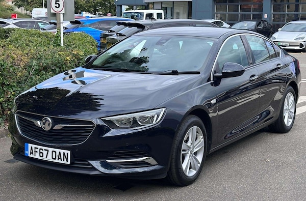 Used Vauxhall Insignia 2017 for sale - 76260590: Photo 1