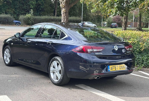 Used Vauxhall Insignia 2017 for sale - 76260590: Photo 3