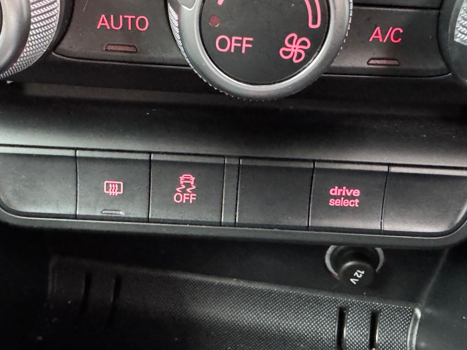 Used Audi A1 2018 for sale - 77202761: Photo 27