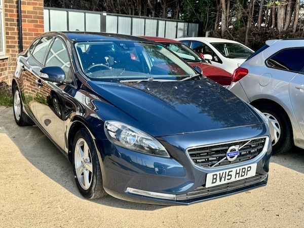 Used Volvo V40 2015 for sale - 75310934: Photo 1