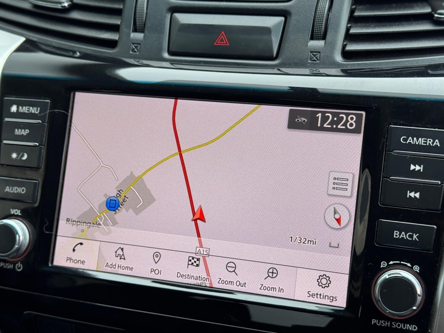 Used Nissan Navara 2021 for sale - 77400404: Photo 17