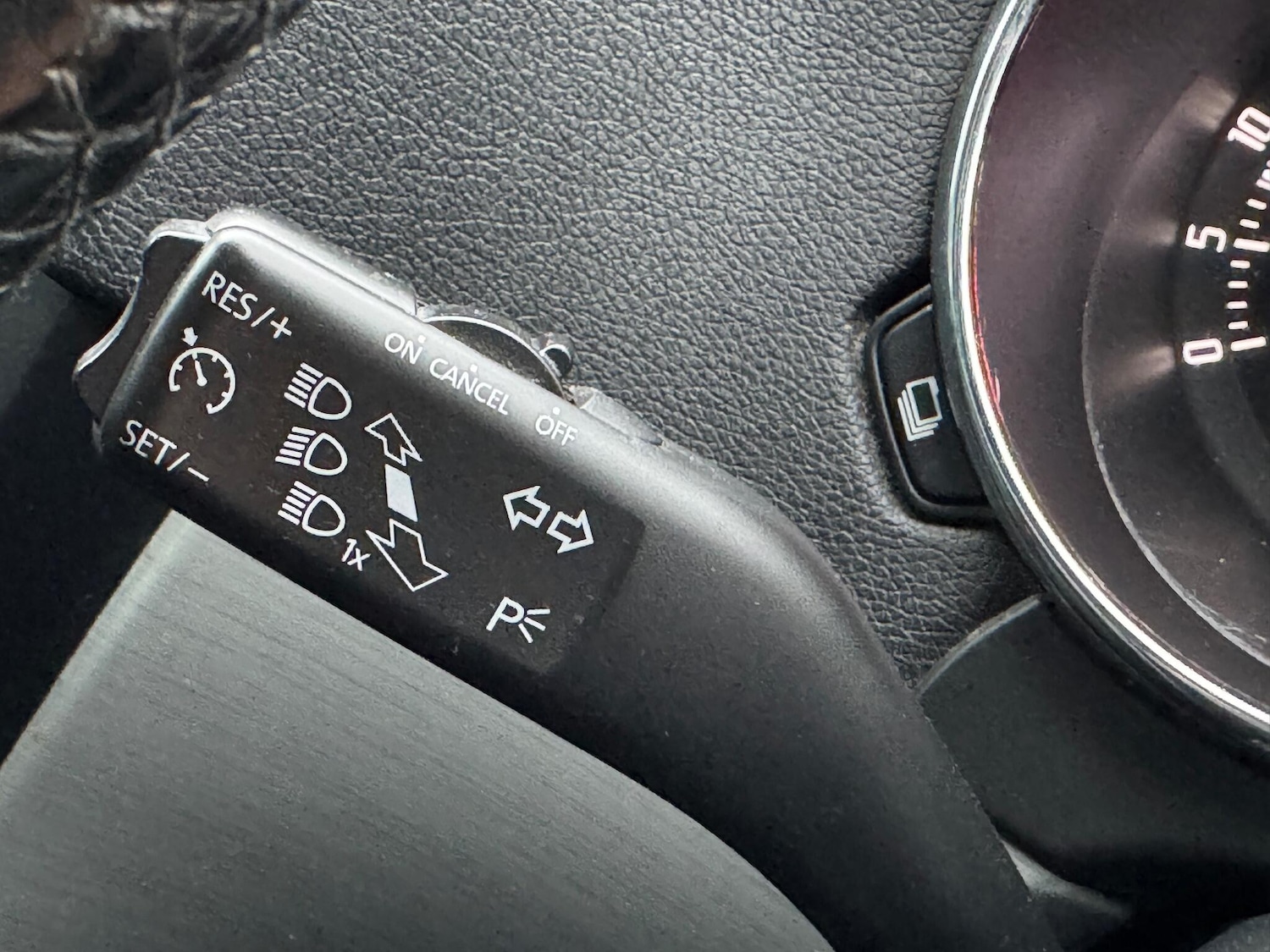 Used Skoda Yeti 2016 for sale - 77040269: Photo 25