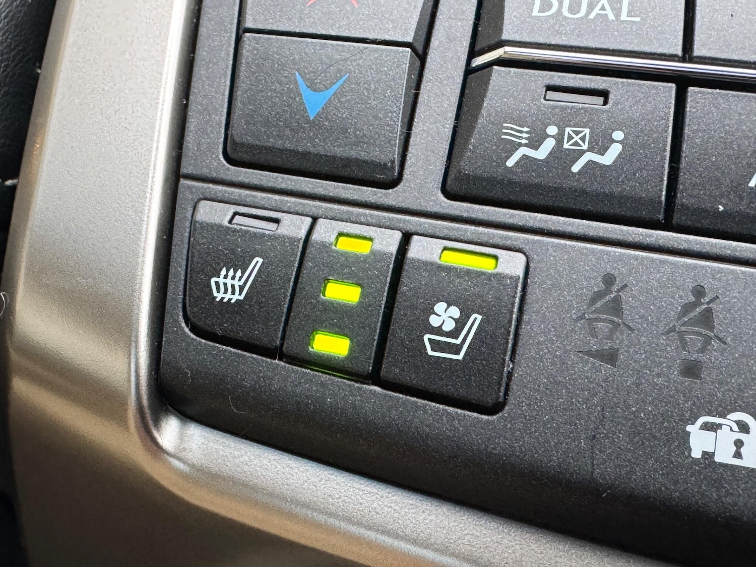 Used Lexus NX for sale - 76964518: Photo 27