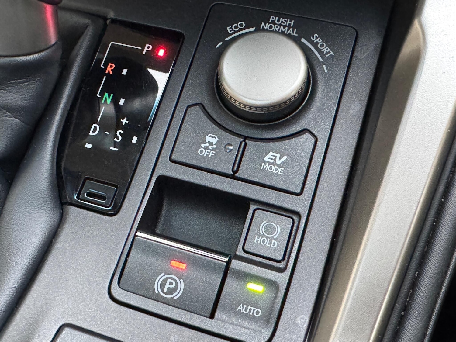 Used Lexus NX for sale - 76964518: Photo 29