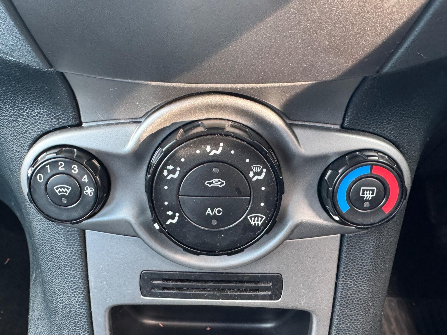 Used Ford Fiesta 2009 for sale - 76306797: Photo 14