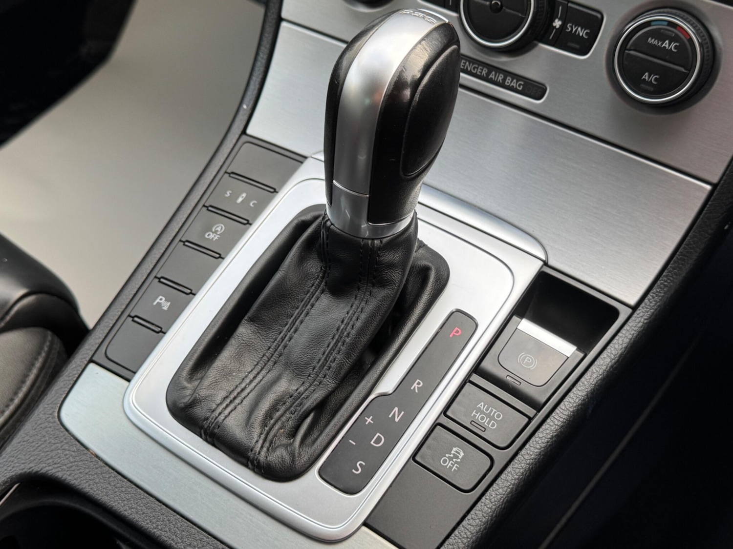 Used Volkswagen CC 2015 for sale - 78058970: Photo 24