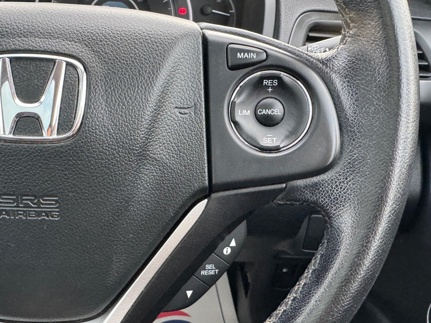 Used Honda CR-V 2018 for sale - 76780921: Photo 31