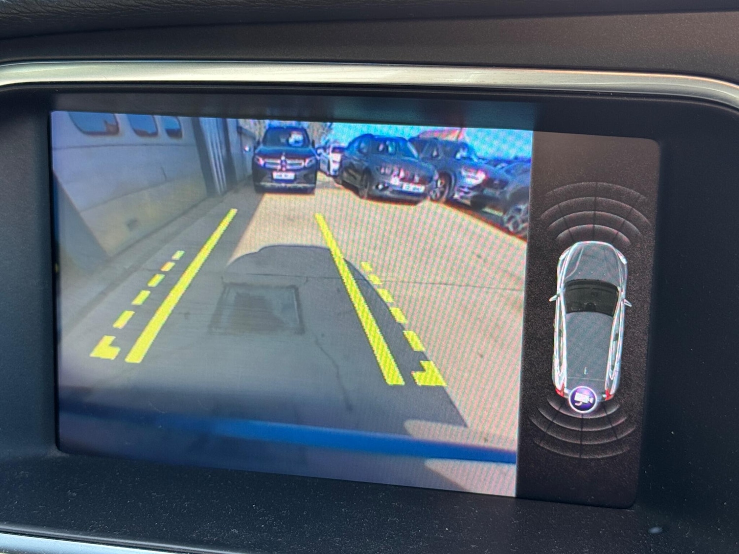 Used Volvo V40 for sale - 77633483: Photo 8