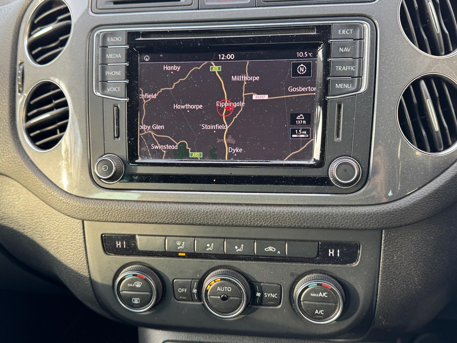 Used Volkswagen Tiguan 2015 for sale - 76913154: Photo 13