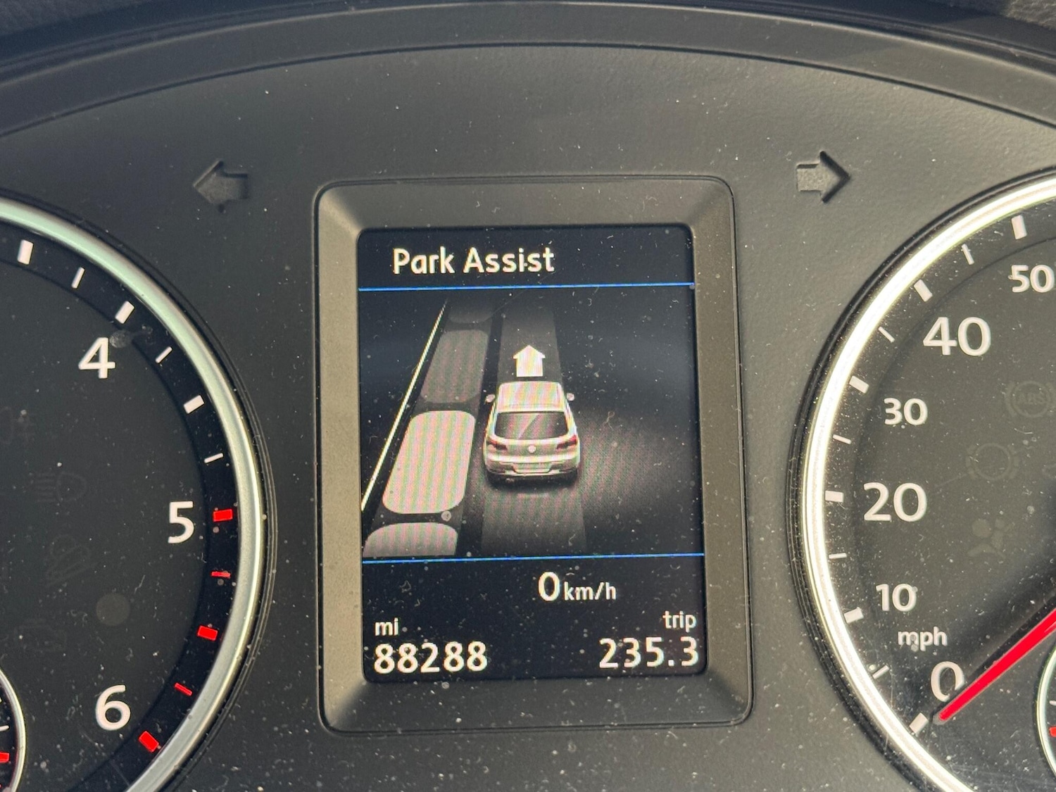 Used Volkswagen Tiguan 2015 for sale - 76913154: Photo 16