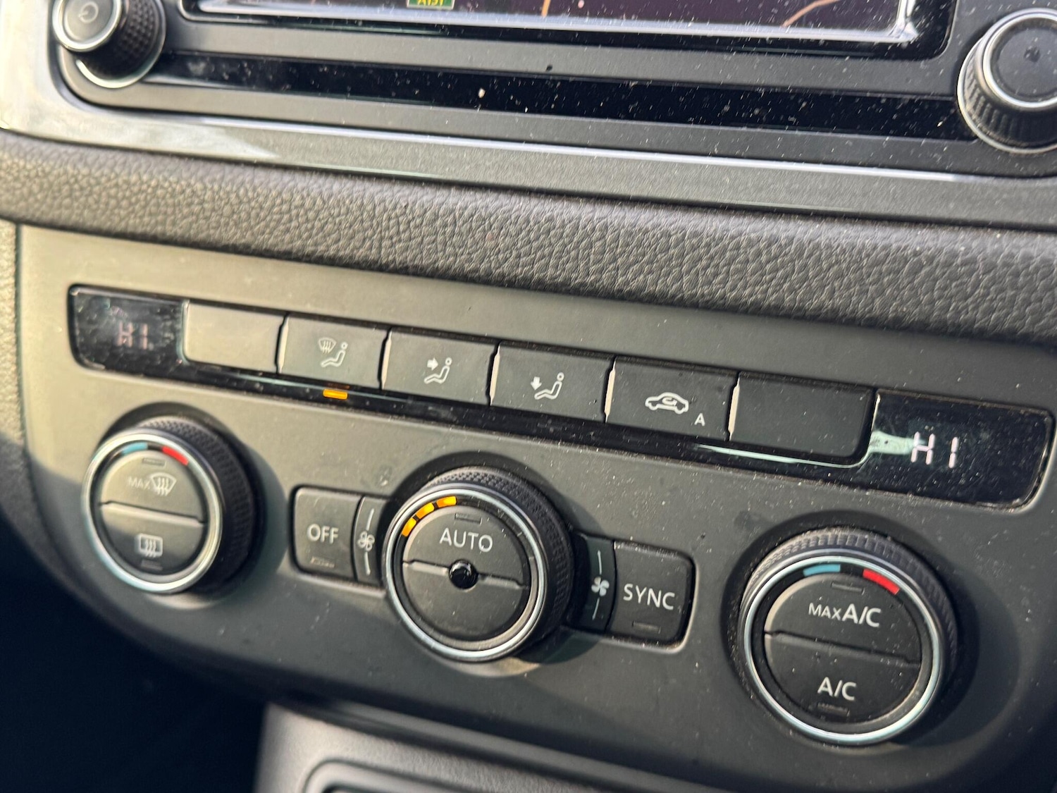 Used Volkswagen Tiguan 2015 for sale - 76913154: Photo 22