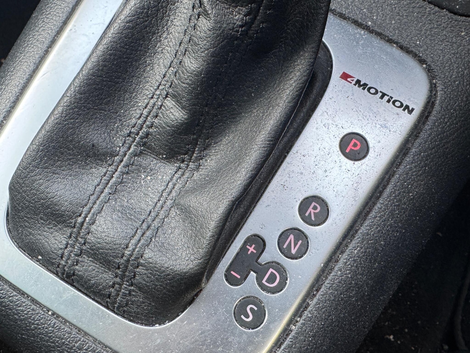 Used Volkswagen Tiguan 2015 for sale - 76913154: Photo 24