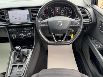 Used SEAT Leon 2019 for sale - 79336700: Photo