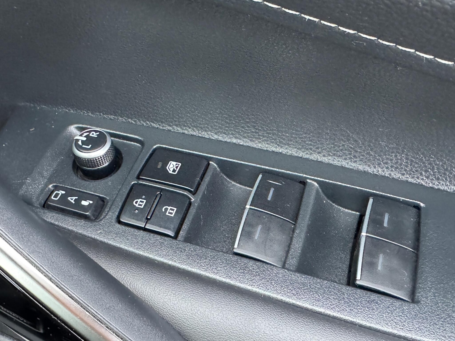 Used Toyota Corolla 2023 for sale - 76457471: Photo 49