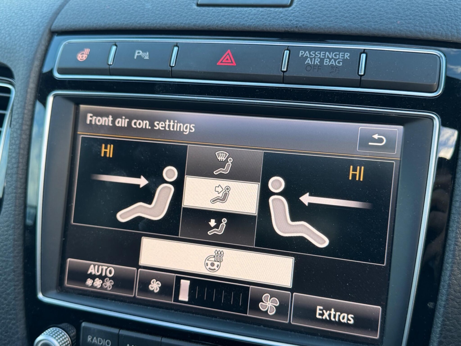 Used Volkswagen Touareg 2015 for sale - 76472615: Photo 21