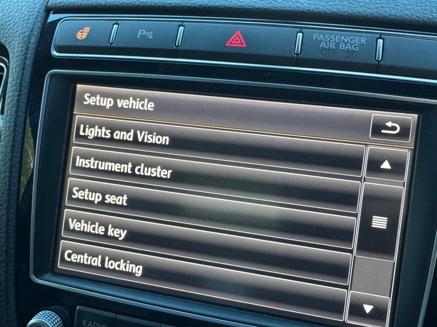 Used Volkswagen Touareg 2015 for sale - 76472615: Photo 25