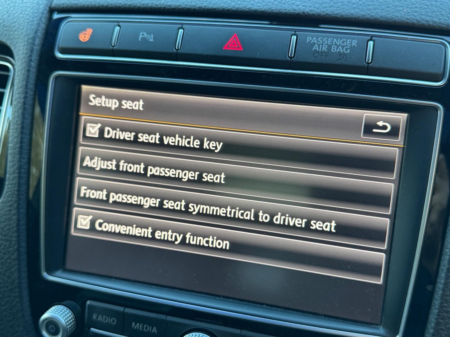 Used Volkswagen Touareg 2015 for sale - 76472615: Photo 27