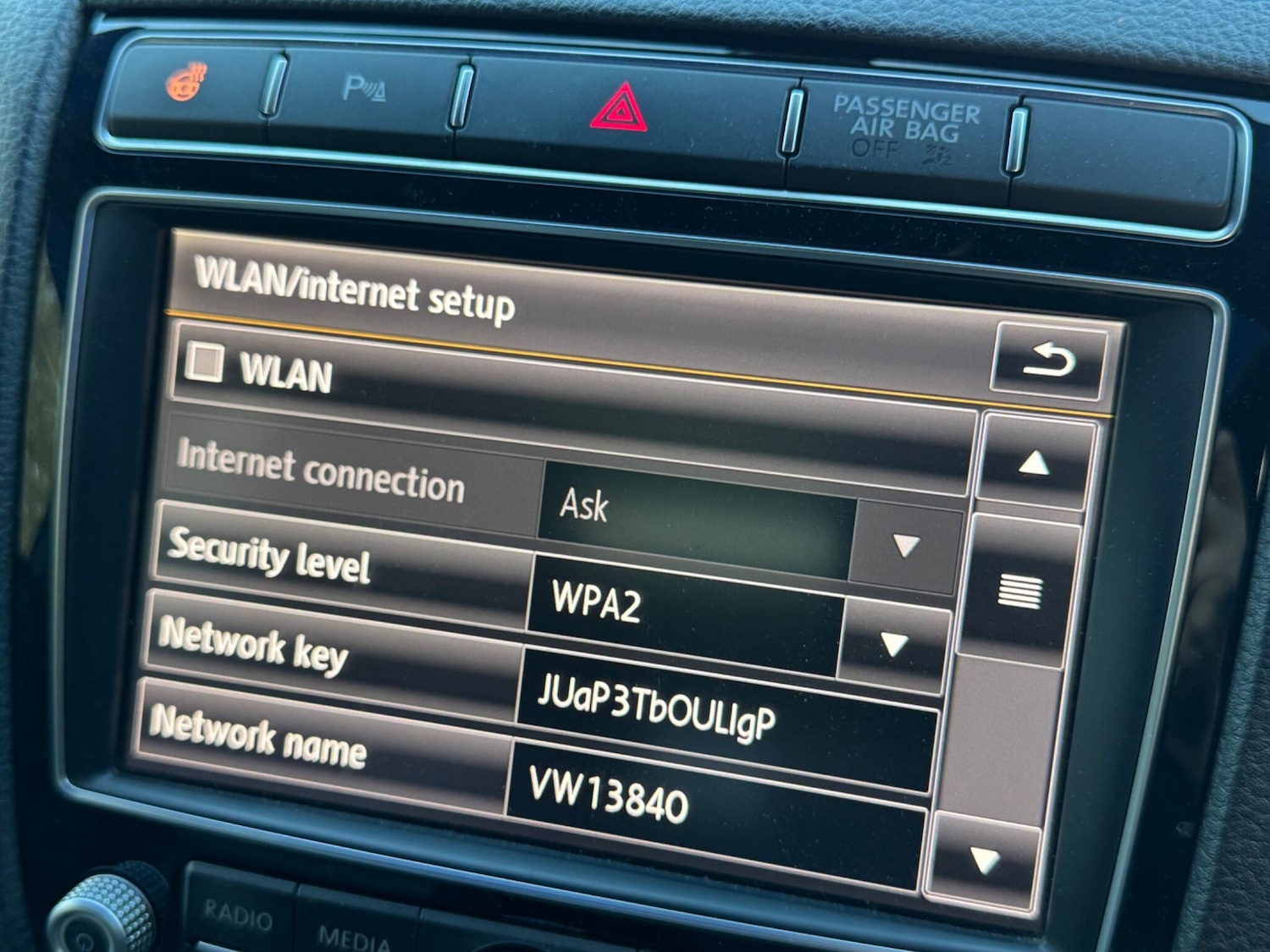 Used Volkswagen Touareg 2015 for sale - 76472615: Photo 29