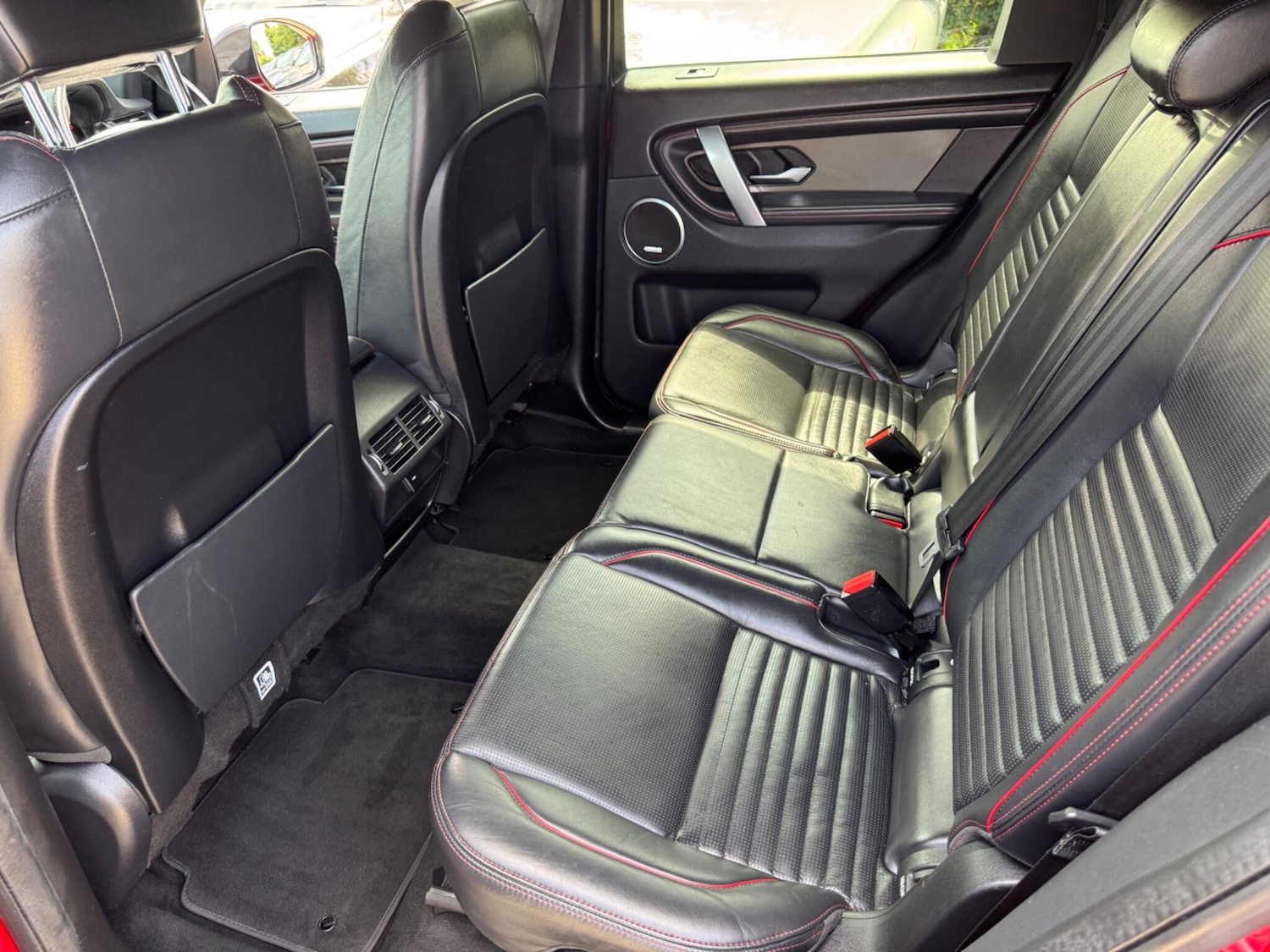 Used Land Rover Discovery Sport 2019 for sale - 76538246: Photo 54