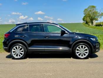 Used Volkswagen T-Roc 2019 for sale - 75014350: Photo