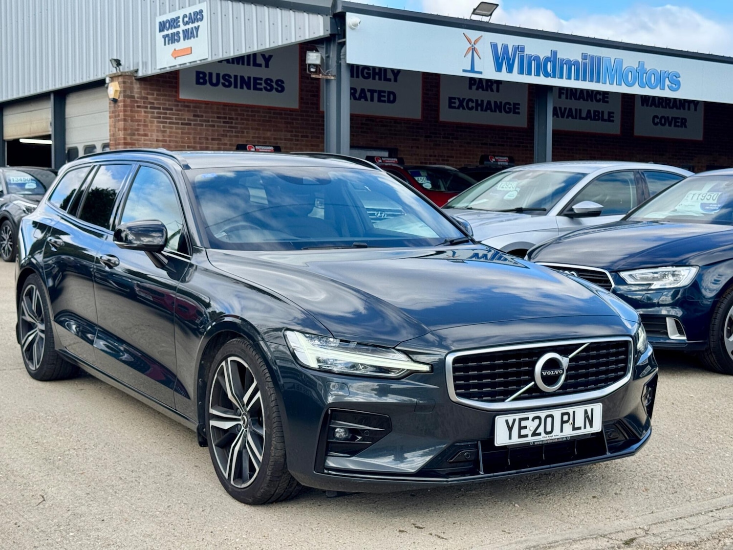 Used Volvo V60 2020 for sale - 76136985: Photo 1