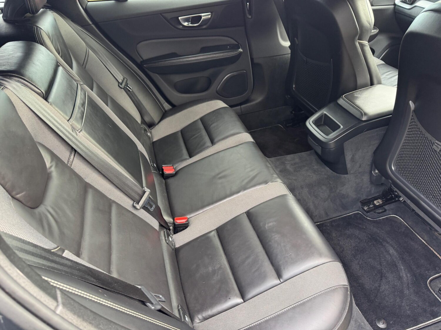 Used Volvo V60 2020 for sale - 76136985: Photo 52