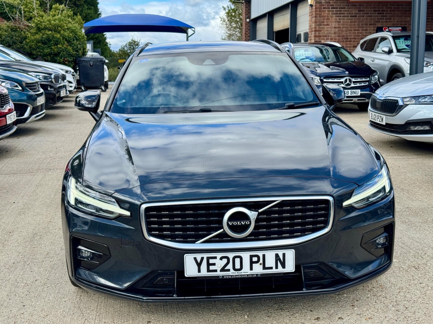 Used Volvo V60 2020 for sale - 76136985: Photo 6