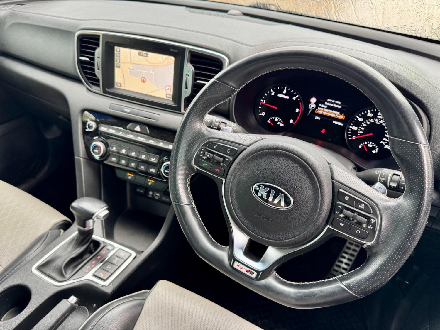 Used Kia Sportage 2017 for sale - 76349175: Photo 2