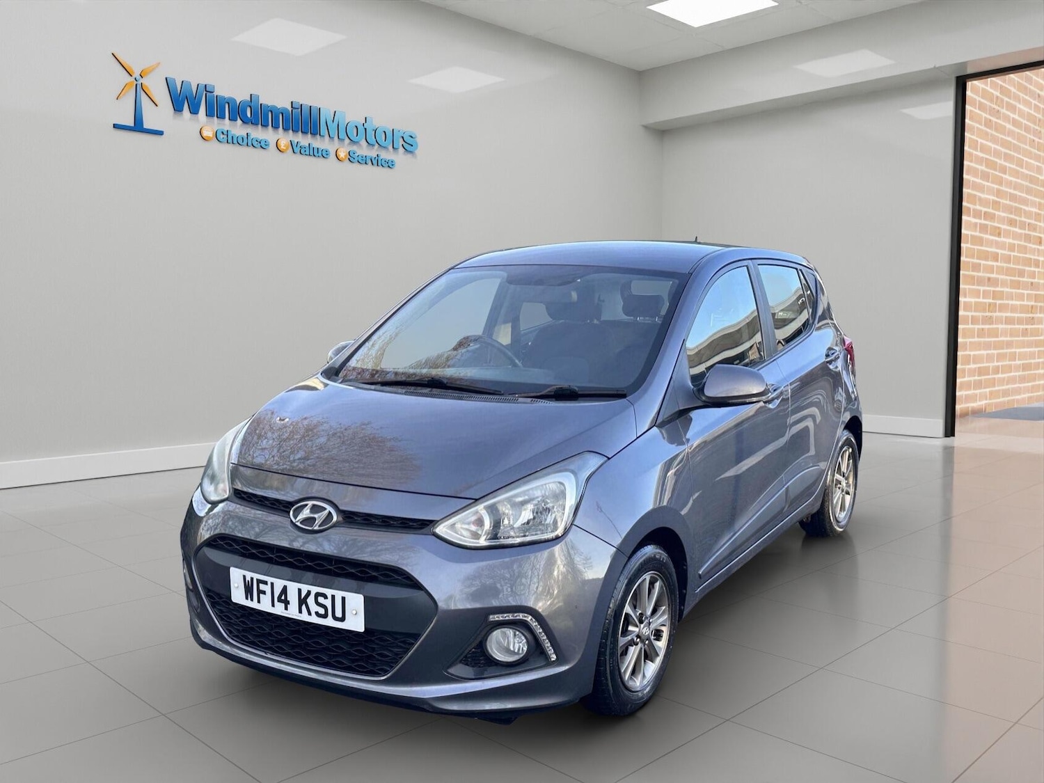 Used Hyundai i10 2014 for sale - 76952480: Photo 4