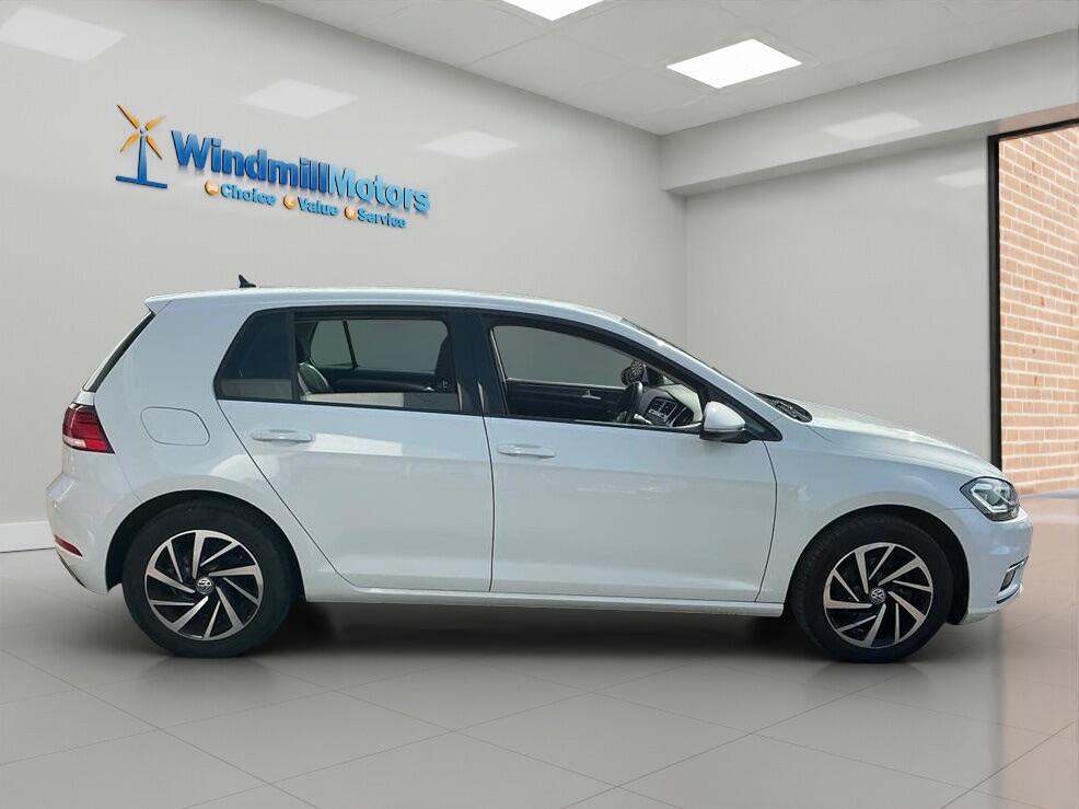 Used Volkswagen Golf 2019 for sale - 78204452: Photo 3