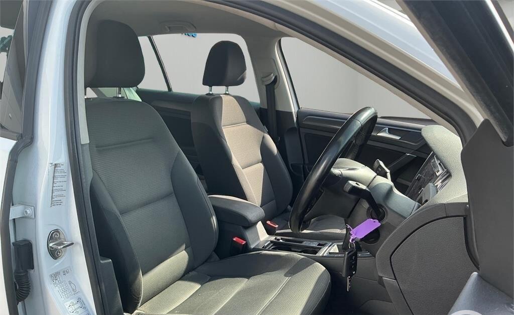 Used Volkswagen Golf 2019 for sale - 78204452: Photo 8