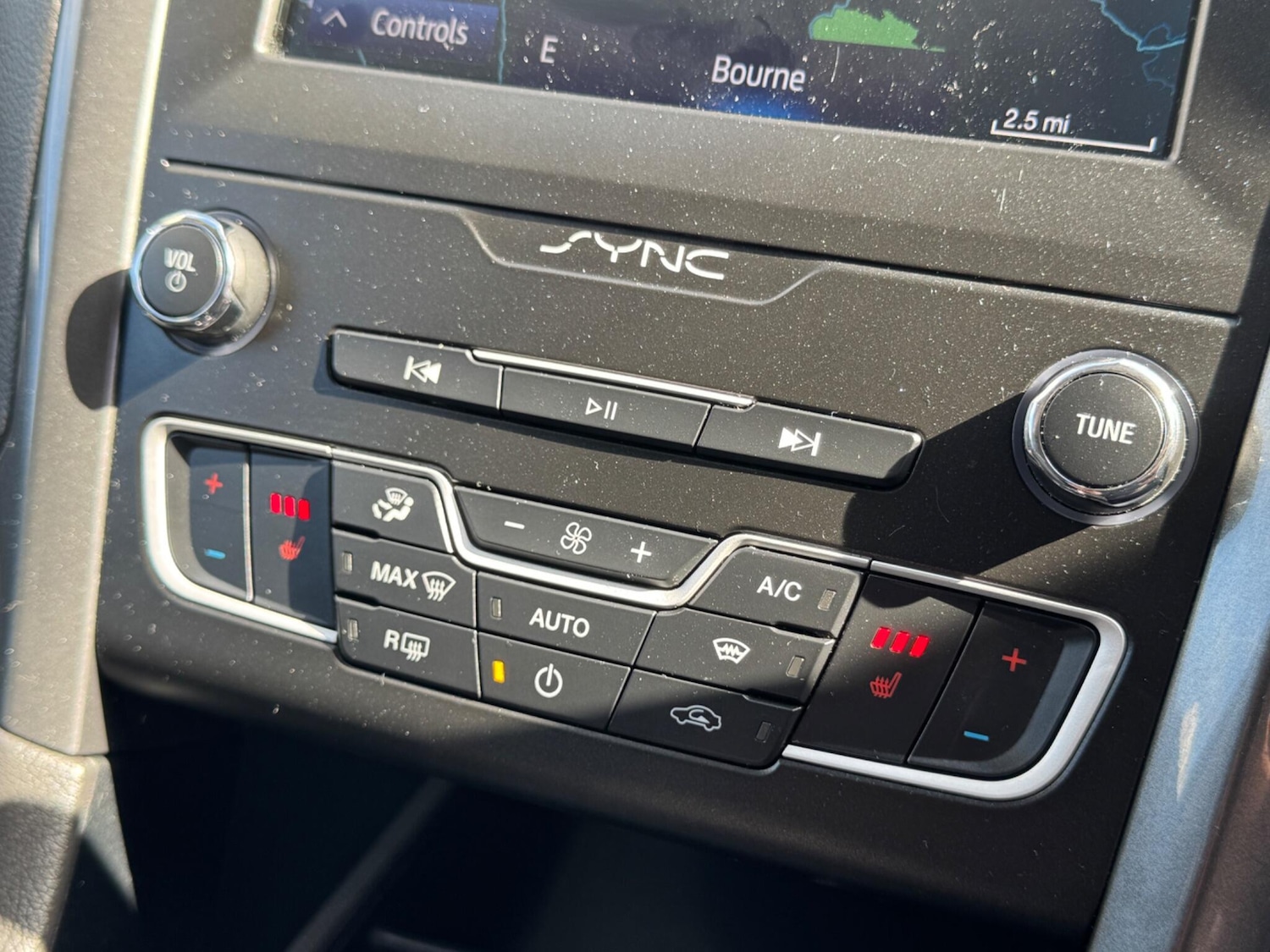 Used Ford Mondeo 2019 for sale - 75941762: Photo 28