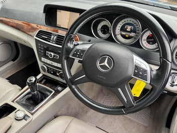 Used Mercedes-Benz C Class 2013 for sale - 77484465: Photo