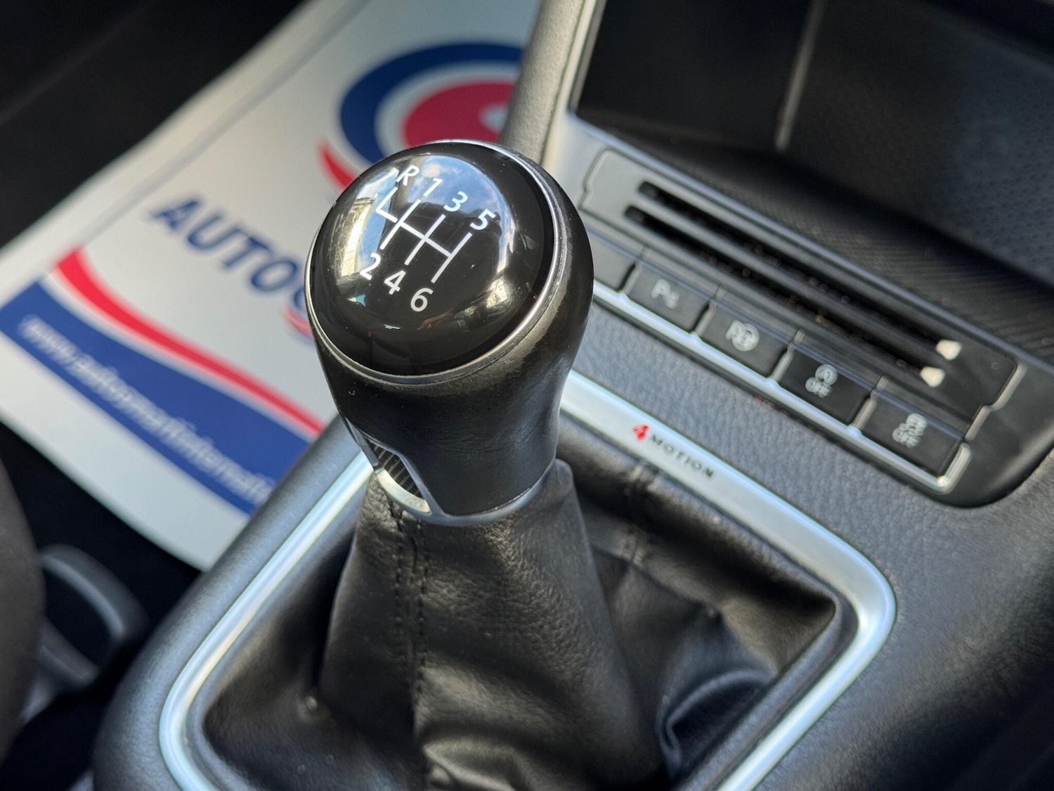 Used Volkswagen Tiguan 2014 for sale - 76360255: Photo 28