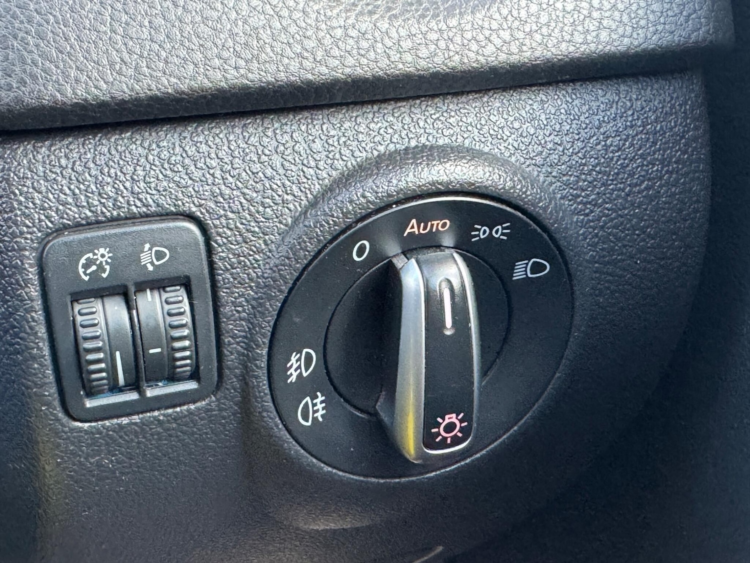 Used Volkswagen Tiguan 2014 for sale - 76360255: Photo 30