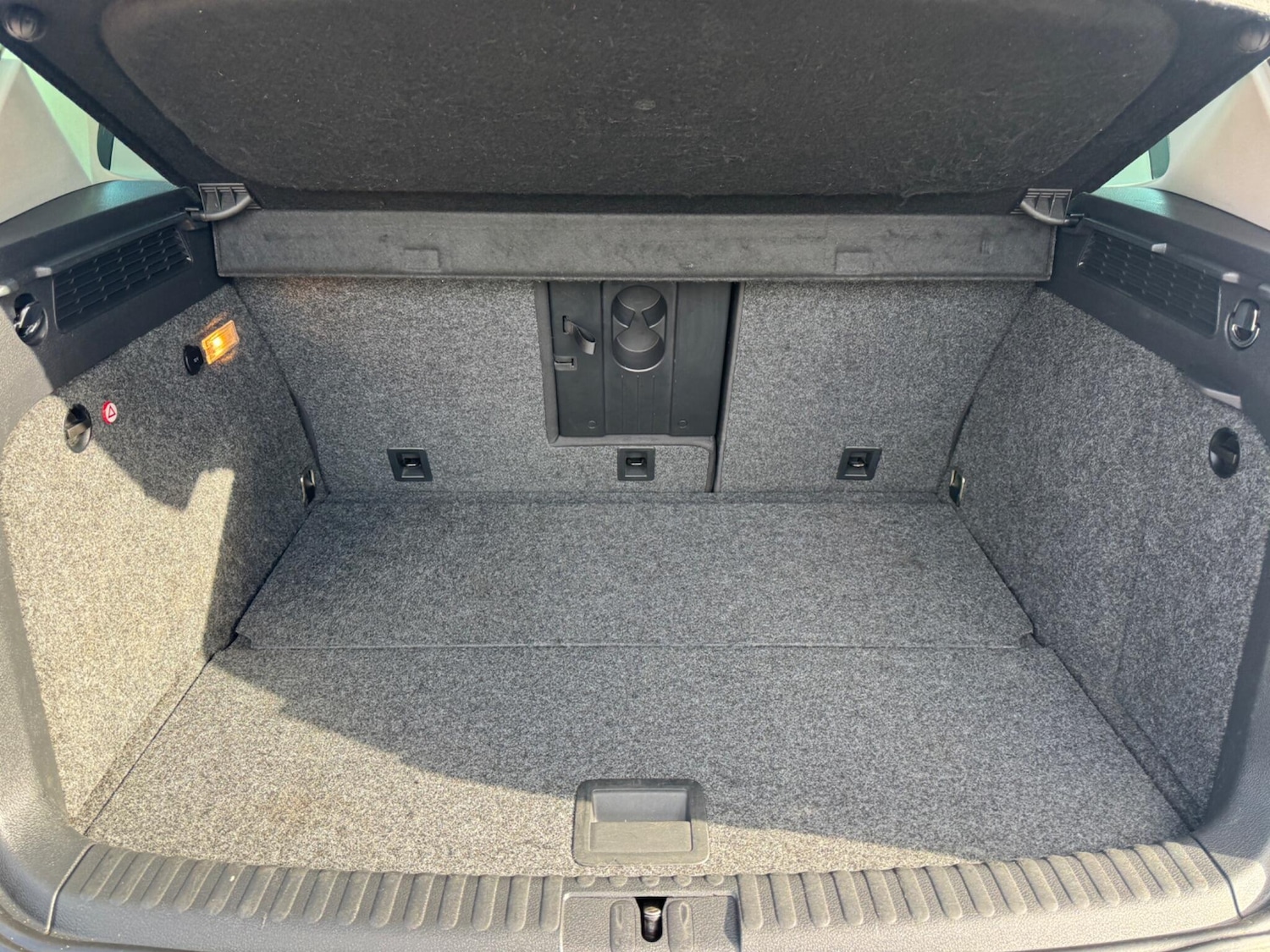 Used Volkswagen Tiguan 2014 for sale - 76360255: Photo 36