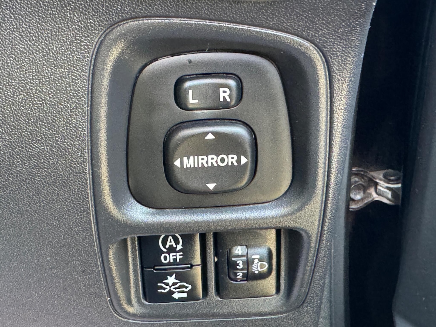 Used Toyota AYGO 2021 for sale - 76780907: Photo 25