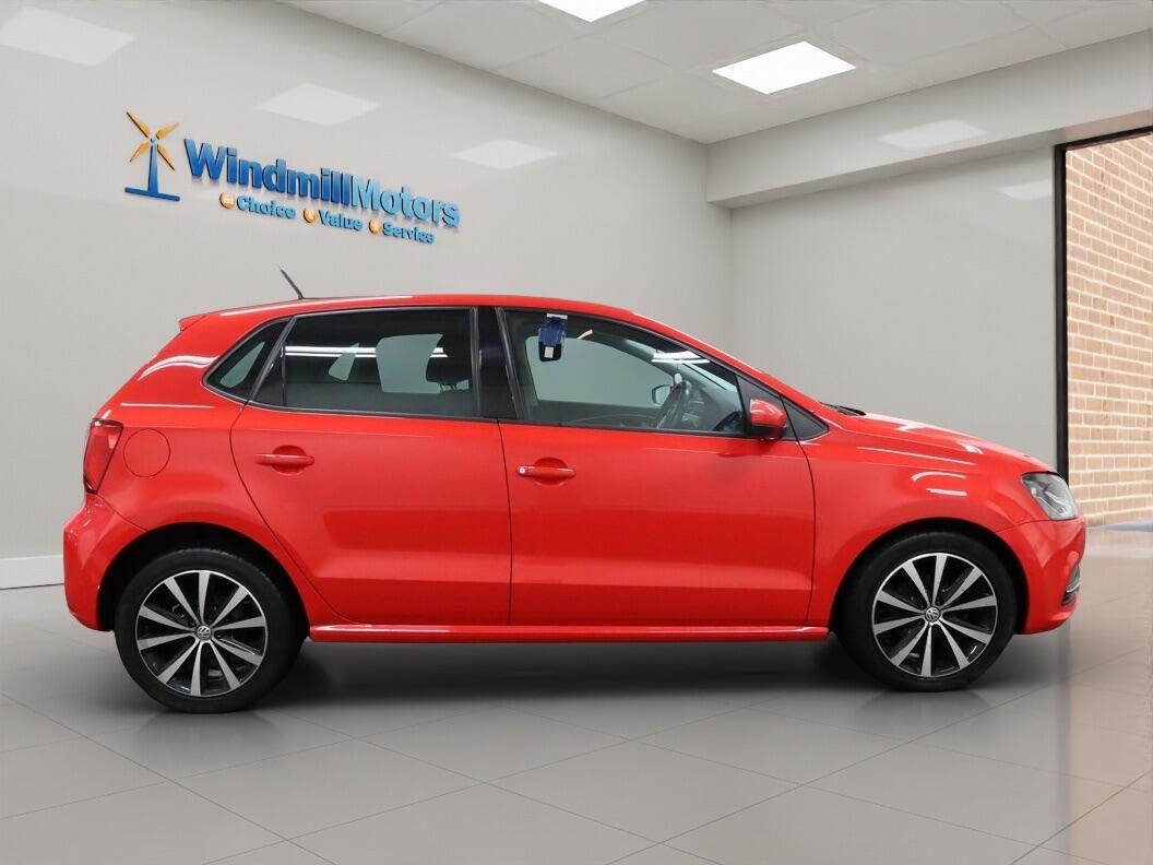 Used Volkswagen Polo for sale - 77769700: Photo 2